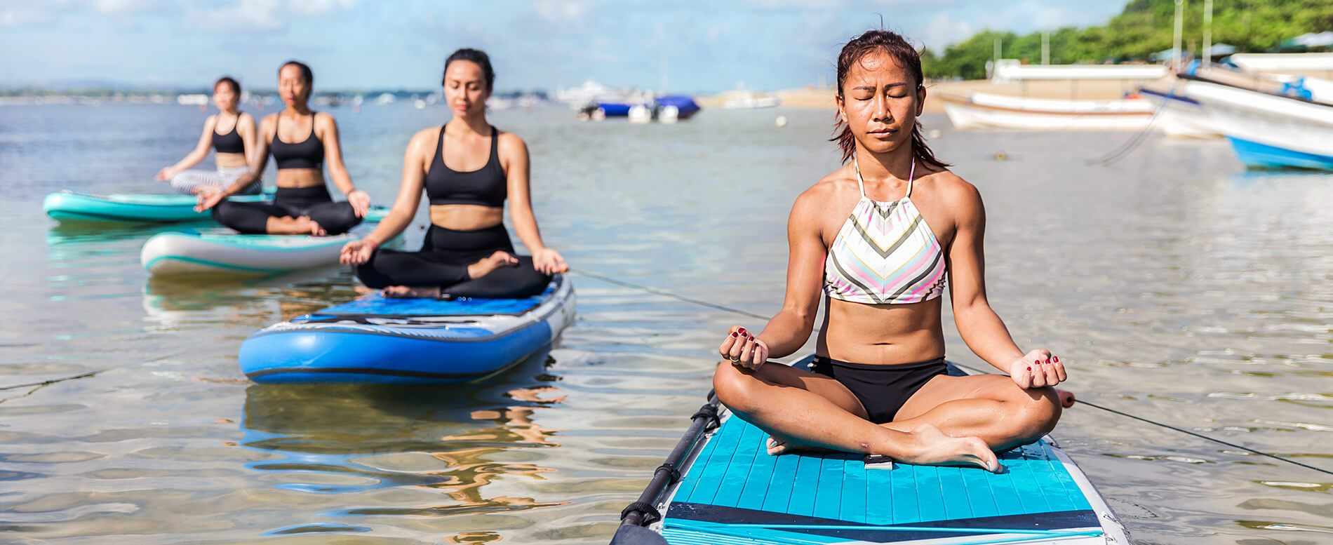 12 Paddle Board Yoga Poses You Can Do Now (with pictures)